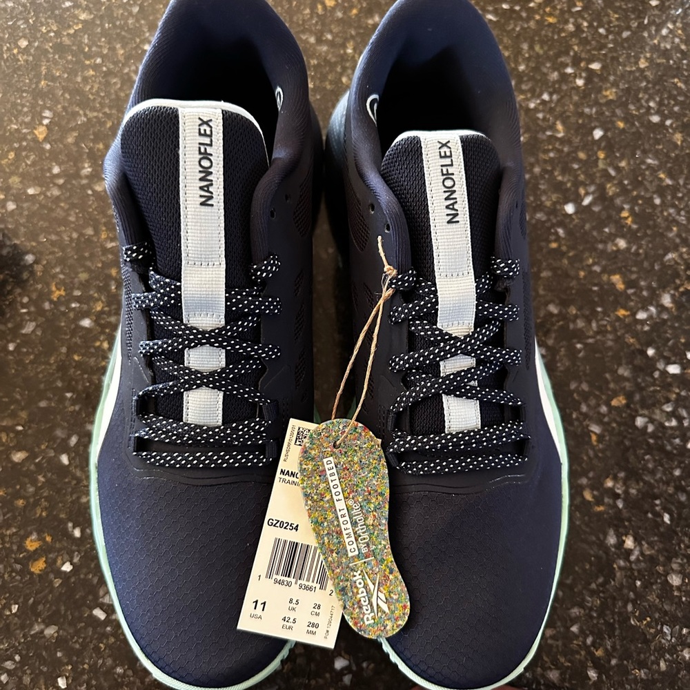 BRAND NEW Reebok nanoflex